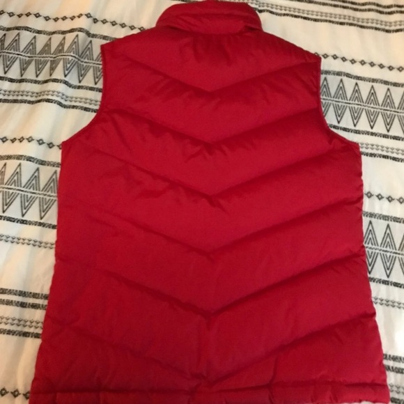 ** SOLD** Lands End vest - Picture 2 of 4